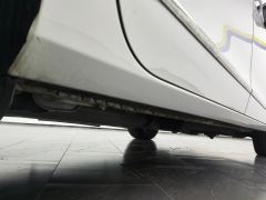 Buick GL8 Land Business Class 652T Prestigious Edition 7-seater - photo 10