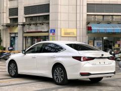 Lexus ES 260 Excellence Edition - ფოტო 8