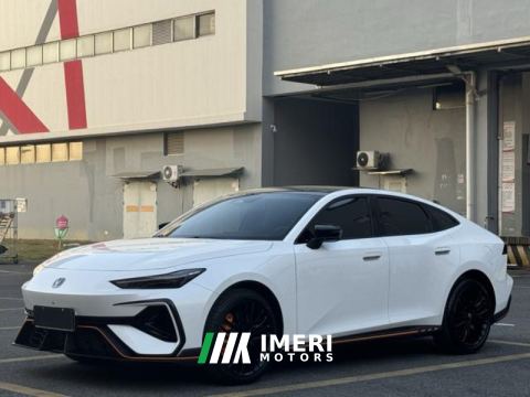 2025 Changan UNI-V Third Generation 2.0T Sport Edition - car from China