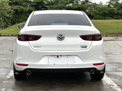 Mazda3 Axela 2.0L Automatic Radiance Edition - ფოტო 4