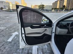 BYD Qin PLUS DM-i Honor Edition 1.5L 55km Leading Edition - фото 12