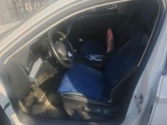Volkswagen Jetta 300TSI Edition - ფოტო 14