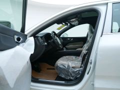 Volvo XC60 B5 AWD Smart Remote Luxury Edition - ფოტო 8