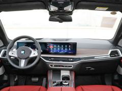 BMW X5 xDrive30Li M Sport Package - ფოტო 12
