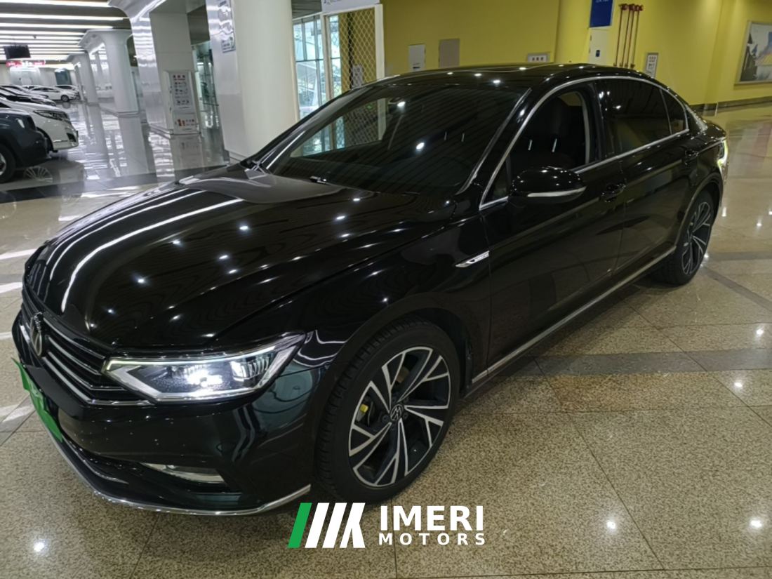 Volkswagen Magotan 330TSI 30 Version - автомобиль из Китая