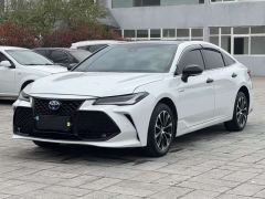 Toyota Avalon Dual-Engine 2.5L E-CVT Luxury Edition - photo 1