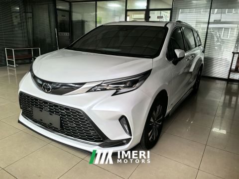 2024 Toyota Gravia Dual-Engine 2.5L 4WD Premier Plus Edition - car from China