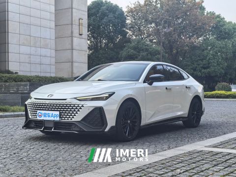 2024 Changan UNI-V 2.0T Classic Sport Edition - car from China