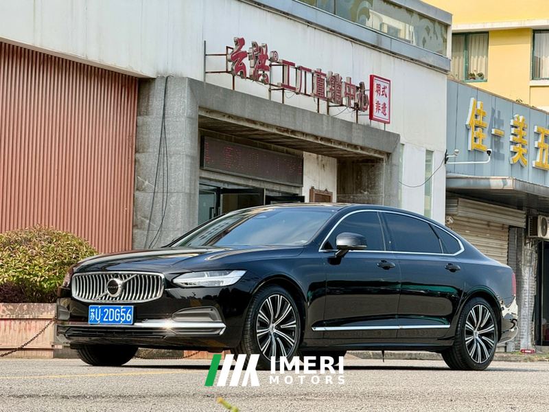 Volvo S90 B5 Smart Luxury Edition - автомобиль из Китая