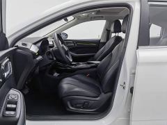 SAIC Roewe i5 Facelift 1.5L CVT Starlight Edition - ფოტო 10