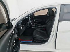 Hyundai Elantra 1.5L CVT Flagship Edition - ფოტო 4
