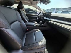 Toyota Camry 2.0E Elite Edition - ფოტო 8