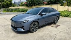 XPeng P5 500 Smart Edition - photo 1