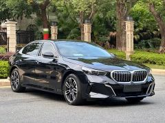 BMW 5 Series 530Li Premier M Sport Package - ფოტო 2