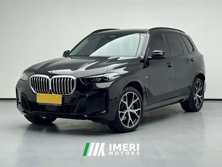 BMW X5 xDrive30Li Deluxe VersionM - ავტომობილი ჩინეთიდან