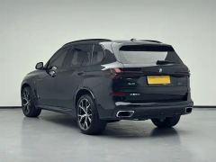 BMW X5 xDrive30Li Deluxe VersionM - ფოტო 15