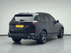 BMW X5 xDrive30Li Deluxe VersionM - ფოტო 17