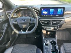 Ford Focus EcoBoost 180 ST Line - photo 15