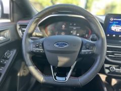 Ford Focus EcoBoost 180 ST Line - photo 20