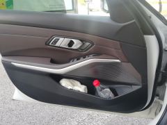 BMW 3 Series 320Li M Sport Package - ფოტო 12