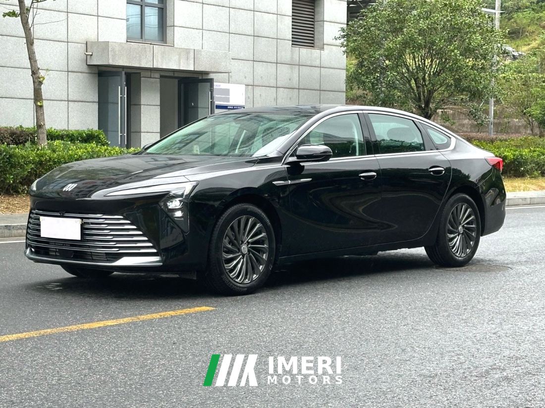 Buick Lacrosse Junyue 28T Platinum Edition - car from China