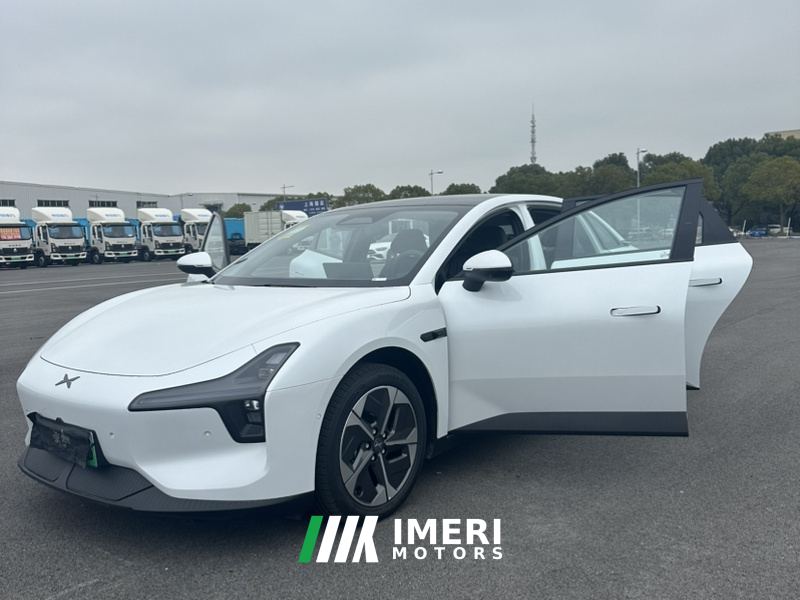 XPeng MONA M03 Standard Edition - автомобиль из Китая