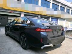 BMW 5 Series 530Li Premier Luxury Package - фото 8
