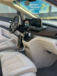 Buick GL8 652T Luxury Version 7 - photo 5