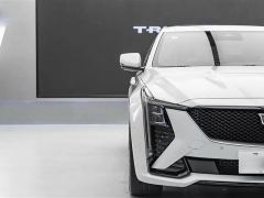 Cadillac CT5 28T Track Performance Edition - ფოტო 14