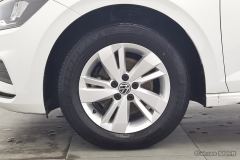 Volkswagen Polo Plus 1.5L Automatic Indulgence Typography - ფოტო 6