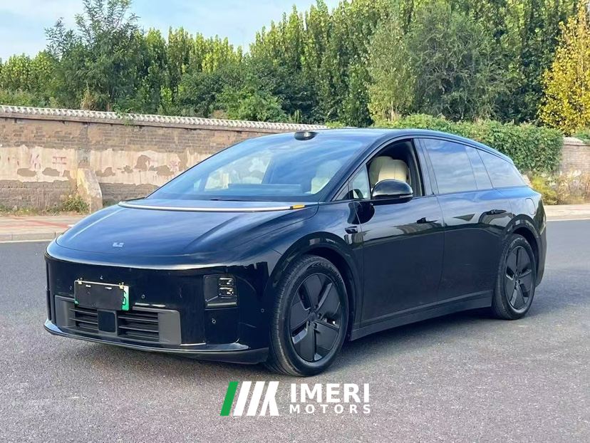 Li Auto i6 RWD Edition - ავტომობილი ჩინეთიდან