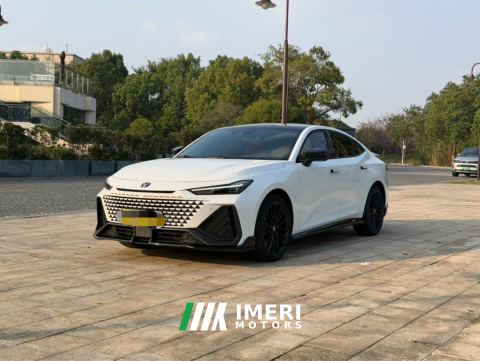 2024 Changan UNI-V 2.0T Classic Sport Edition - автомобиль из Китая