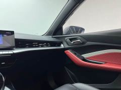 MG5 Facelift 300TGI DCT Premium Luxury Edition - ფოტო 14