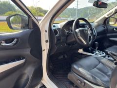 Nissan Navara 2.5L AWDPremium Version - ფოტო 14