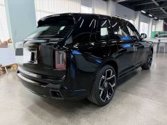 Rolls-Royce Cullinan 6.7T Black Badge - ფოტო 3