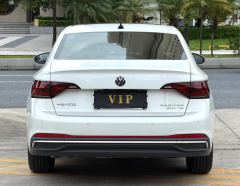 Volkswagen Jetta 300TSI Edition - ფოტო 9