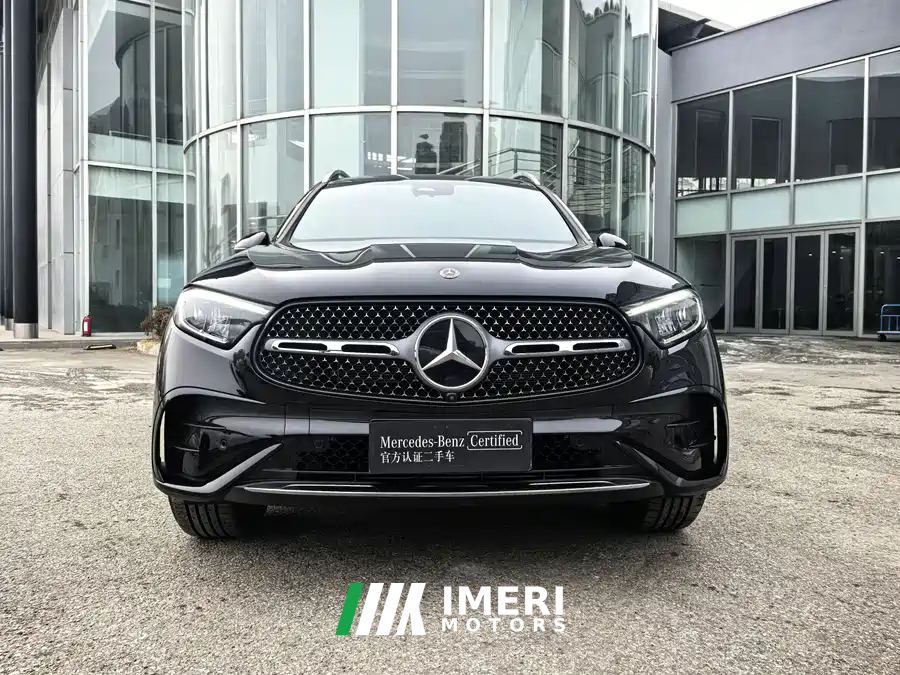 Mercedes-Benz GLC 300 L 4MATIC Dynamic 5-Seater