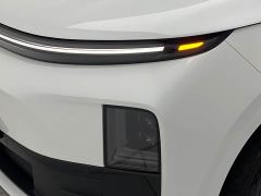 Li Auto L6 Pro - ფოტო 17