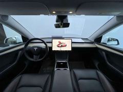 Tesla Model Y Long Range All-Wheel Drive - ფოტო 9