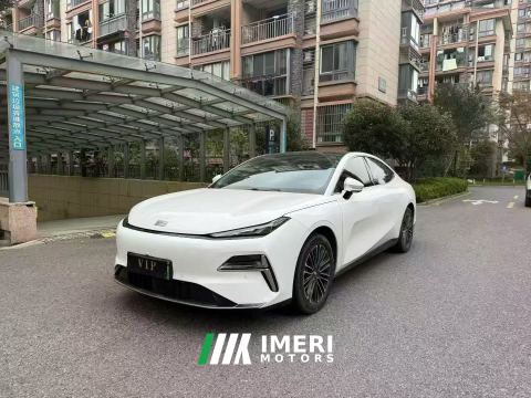 2025 Geely Galaxy Star Shine 8 EM-i 1.5L 130km Exclusive Edition - car from China