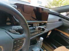 Lexus ES 200 Excellence Edition - ფოტო 17