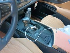 Lexus ES 200 Excellence Edition - ფოტო 19