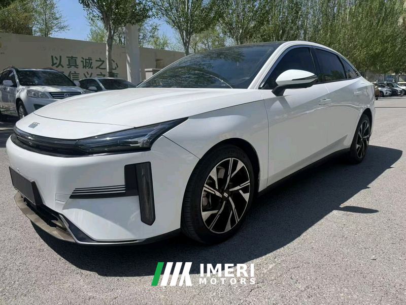 Geely Galaxy L6 1.5T 125km Starship - автомобиль из Китая