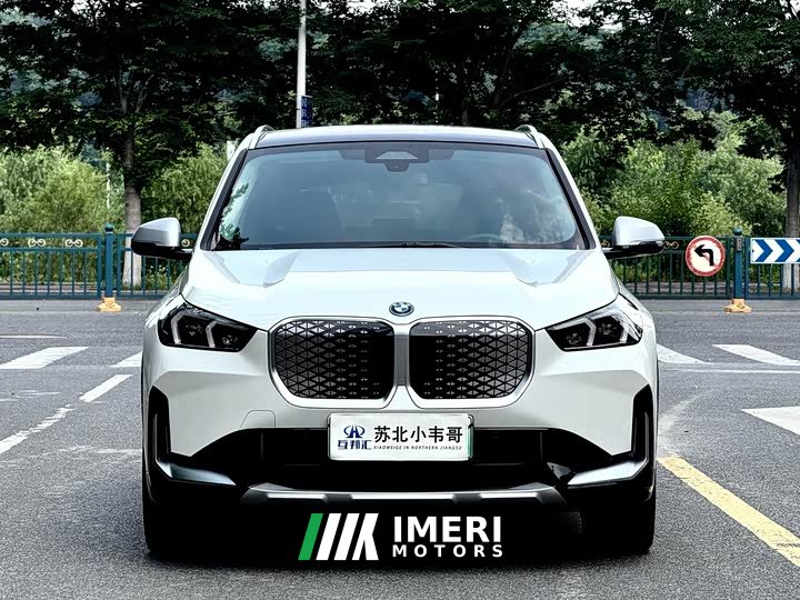 BMW iX1 2023 eDrive25L X Design Package