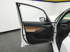 Buick GL6 323T Luxury Version - ფოტო 12
