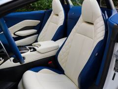 Aston Martin V8 Vantage 4.0T V8 Roadster - ფოტო 9