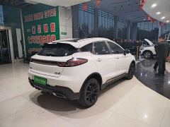 Geely Emgrand S 1.4T CVT Luxury - ფოტო 9