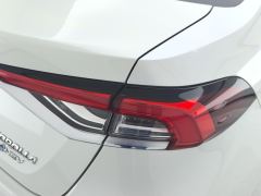 Toyota Corolla Dual-Engine 1.8L E-CVT Elite Edition - ფოტო 5