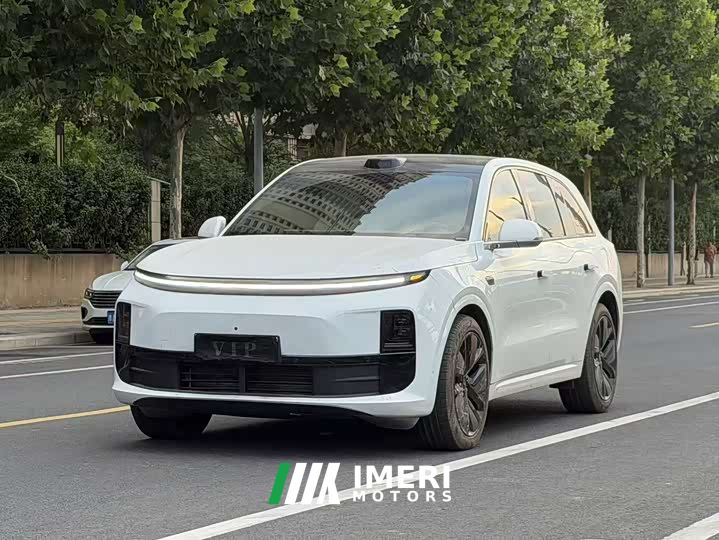 Li Auto L6 Max - ავტომობილი ჩინეთიდან