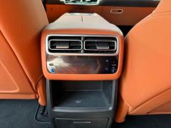 Li Auto L6 Pro Smart Refresh Edition - ფოტო 12